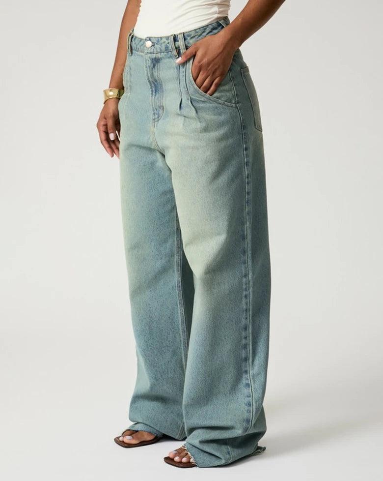 CALÇA JEANS PREGAS IVY