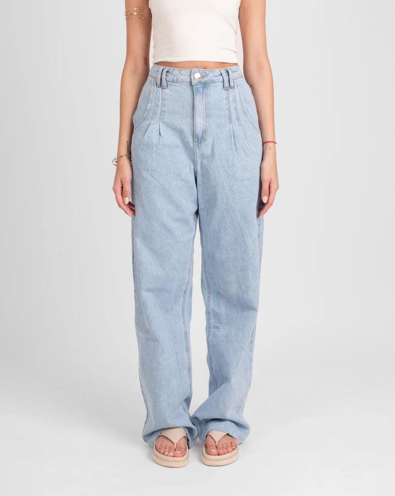CALÇA JEANS PREGAS HELLEN